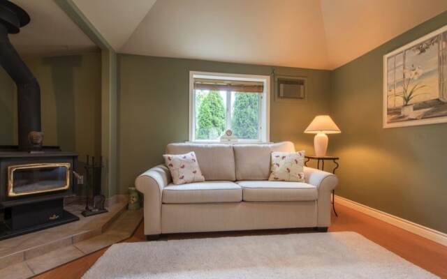 E'Laysa Guesthouse and Vineyard Retreat