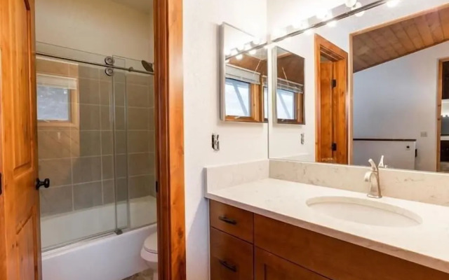 3-Bedroom Meadow Creek Townhom 3 Townhouse