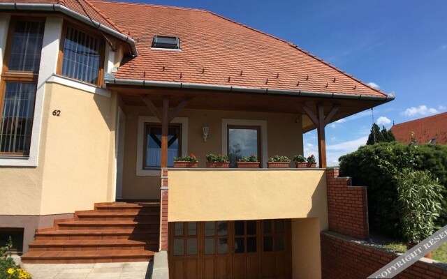 Heviz Therme Apartmenthaus