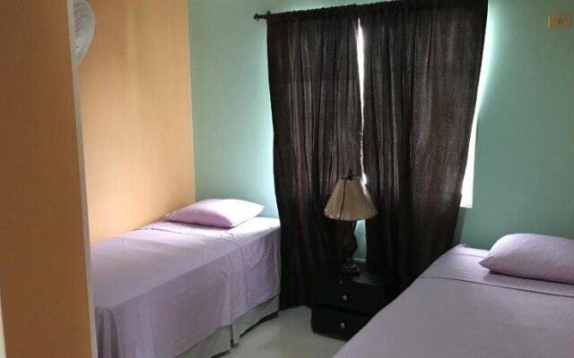 Bellas Place