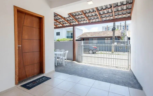 Casa 2Q c/ churrasq. 600m orla MCA0609