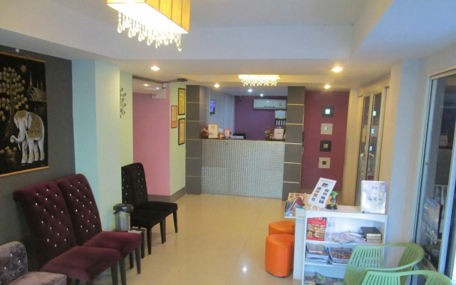 Airy Suvarnabhumi Hotel