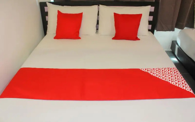 OYO 90035 Star Hotel