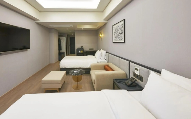Yeonsan Hound Hotel