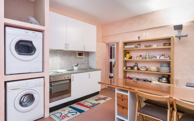 Sestri Mare & Beach Services Residence
