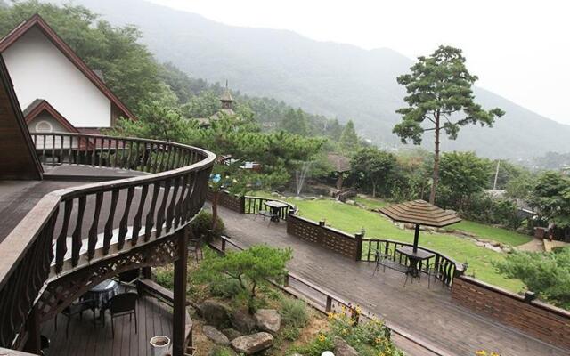 Yangpyeong Solberk Pension