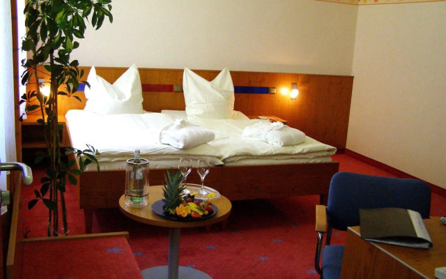 AVALON Hotelpark Königshof