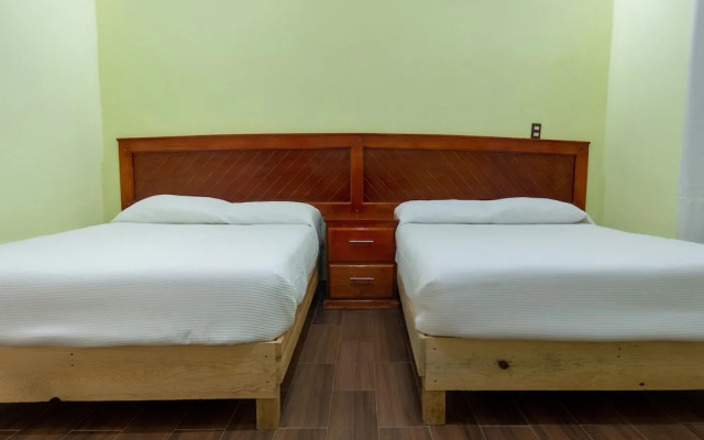 OYO Hotel Los Prismas