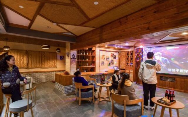 Wuyuan Mishu·Shiguang Homestay (County Center Xiangao Ancient City)