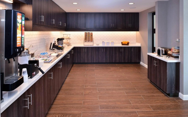 Residence Inn by Marriott Bakersfield West