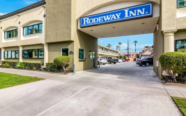 Inn at 50 at Long Beach Convention Center