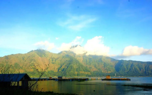 Puri Bening Lake Front Hotel
