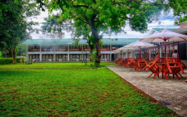 The Lakeside Hotel at Nuwarawewa