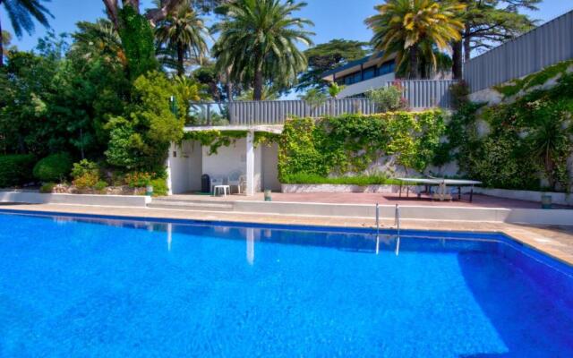 Beau T2 dans Résidence avec Piscine proche mer + PK