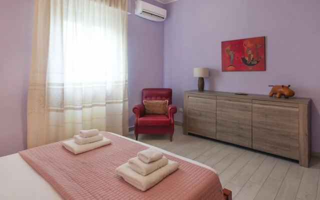 Central Comfort Holiday House
