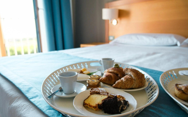 Hotel Scoglio Degli Achei