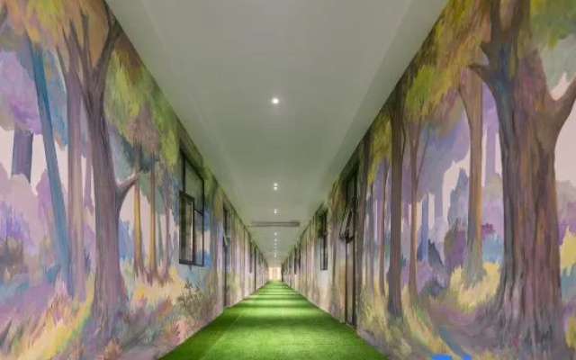 Chengdu Rushi Chaowa Hotel (Chunxi Road Tianfu Square Metro Station)