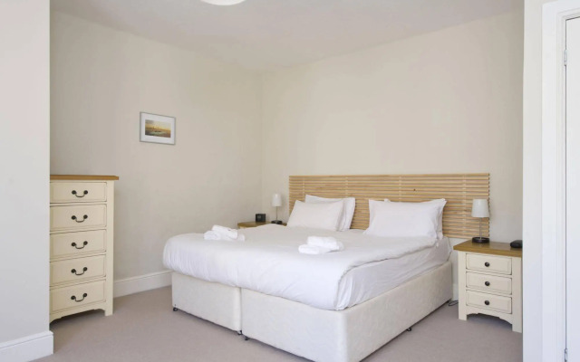 Destiny Scotland - Rose Street Flats