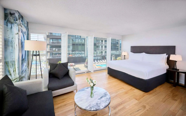 Radisson Blu Toronto Downtown