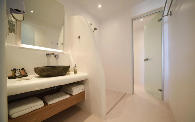 Myconian Crown Suites