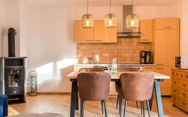 Holiday Apartment Coastal Love