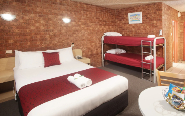 Courtyard Motor Inn – Guest Rooms – Shepparton