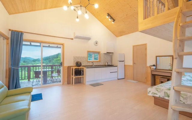 Samcheok Elroi Pension