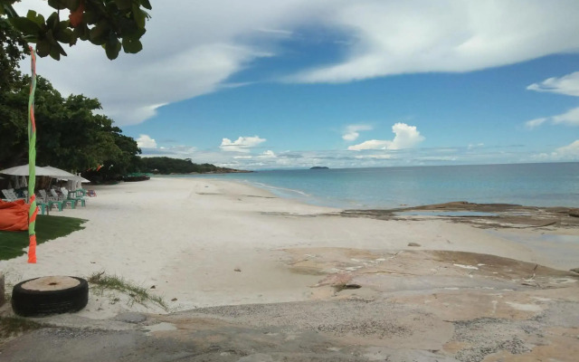Green Bay Samed Resort