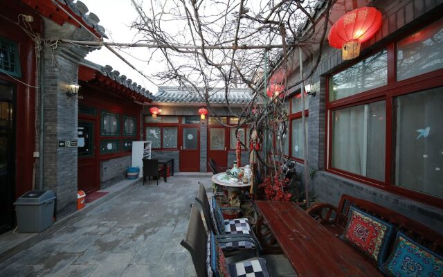 Courtyard View Hotel