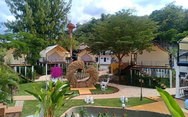 Mont Blanc Base Camp Khaoyai