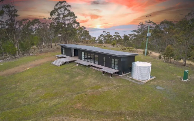 The Outlook on Mount Louis – 2 Bedroom