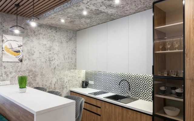 Royal VIP Apartment on Pidmurna 24