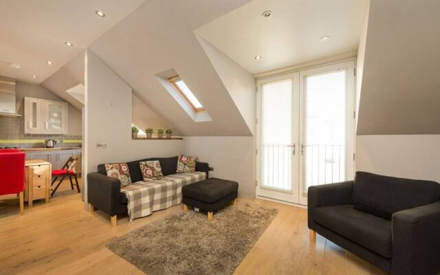 Modern Apartment in Cumberland Street