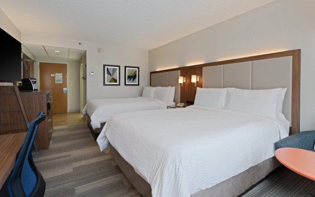 Holiday Inn Express Hauppauge-Long Island