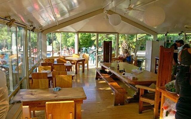 Paradiso Backpackers