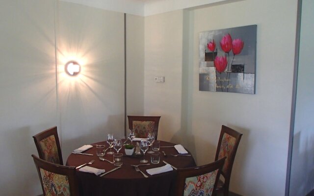 Hôtel le Pont d'Arcole