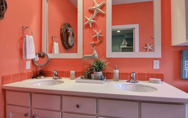 Endless Summer 4Br Home