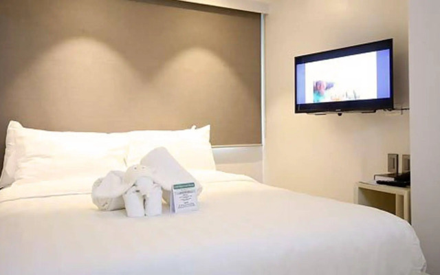 The Mini Suites - Eton Tower Makati