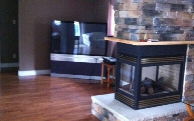 Seymour Point Cottage