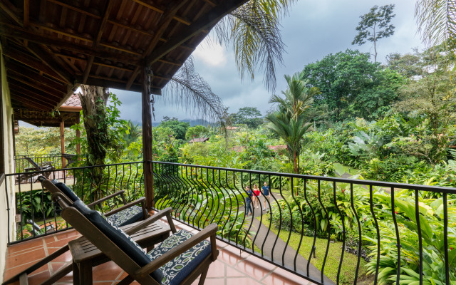 Casa Luna Hotel