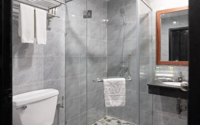 Ramada by Wyndham Phnom Penh Central