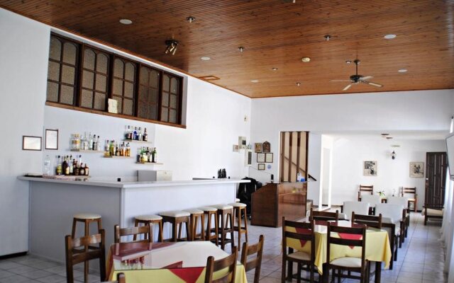Anthousa Hotel