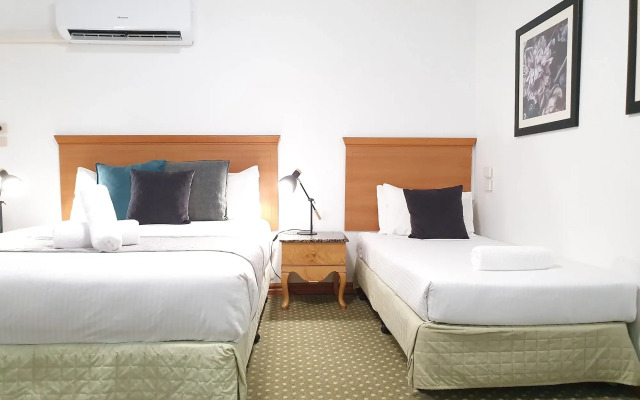 Bell Motel
