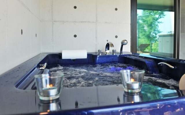 Eldorado Pool villa