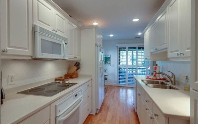 Deer Point Villas 1518 by RedAwning