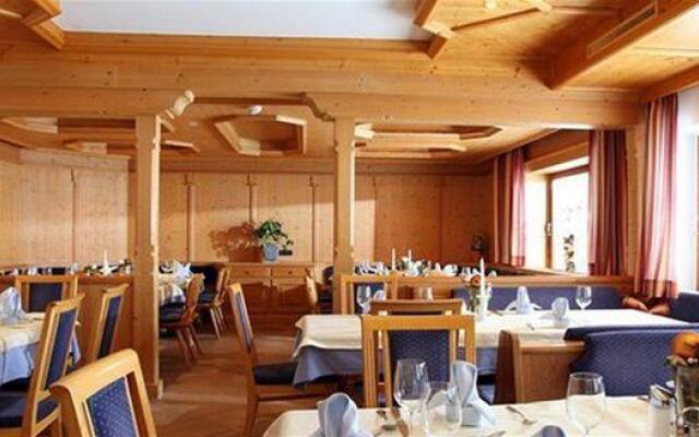 Hotel Taxacher