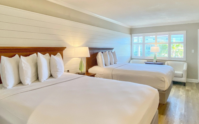 Thunderbird Beach Resort
