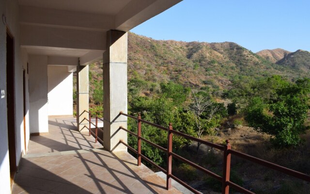 Kumbhalgarh Forest Retreat