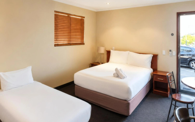 Gladstone Capricorn Apartments – Guest Rooms – Gladstone
