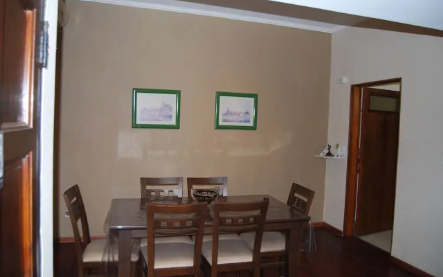 Cosmo Mendoza Suites